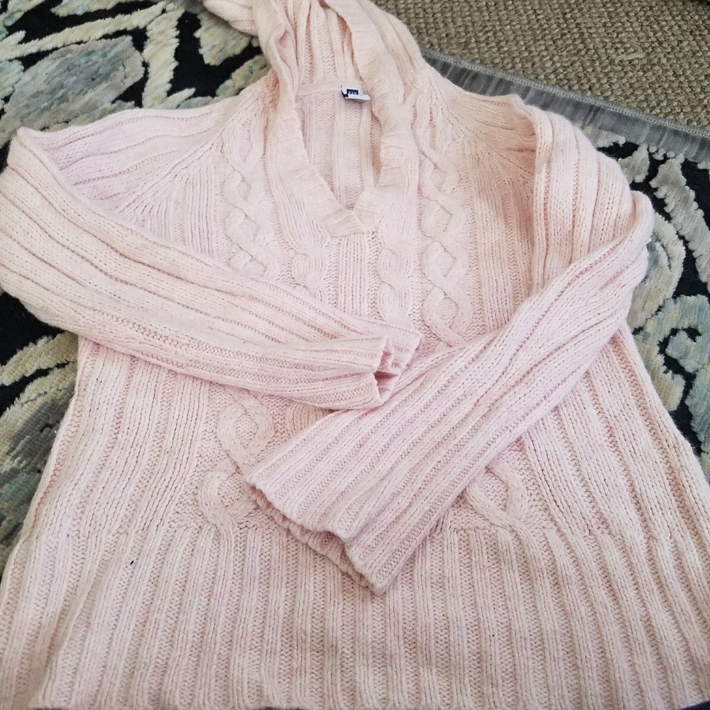 Hooded sweater